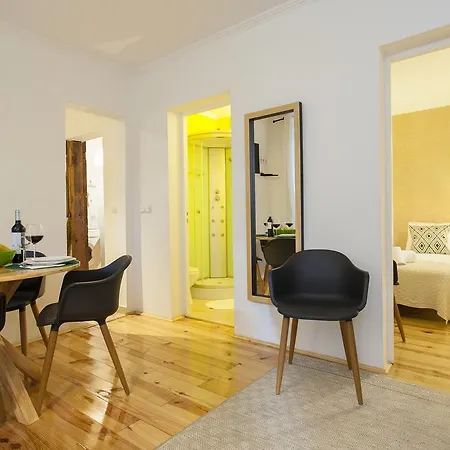 Correeiros Downtown Apartments By Altido *