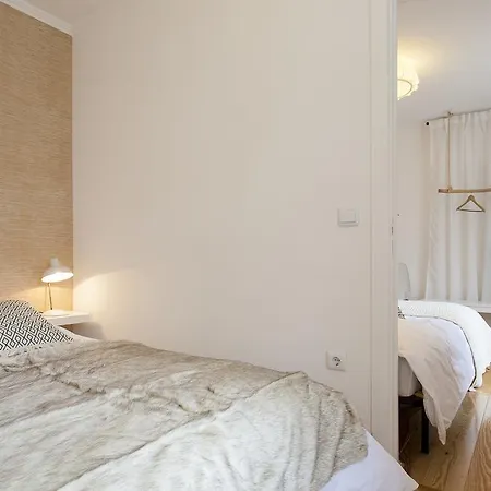 Apartment Correeiros Downtown Apartments By Altido