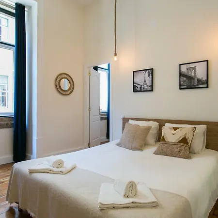 Apartment Correeiros Downtown Apartments By Altido